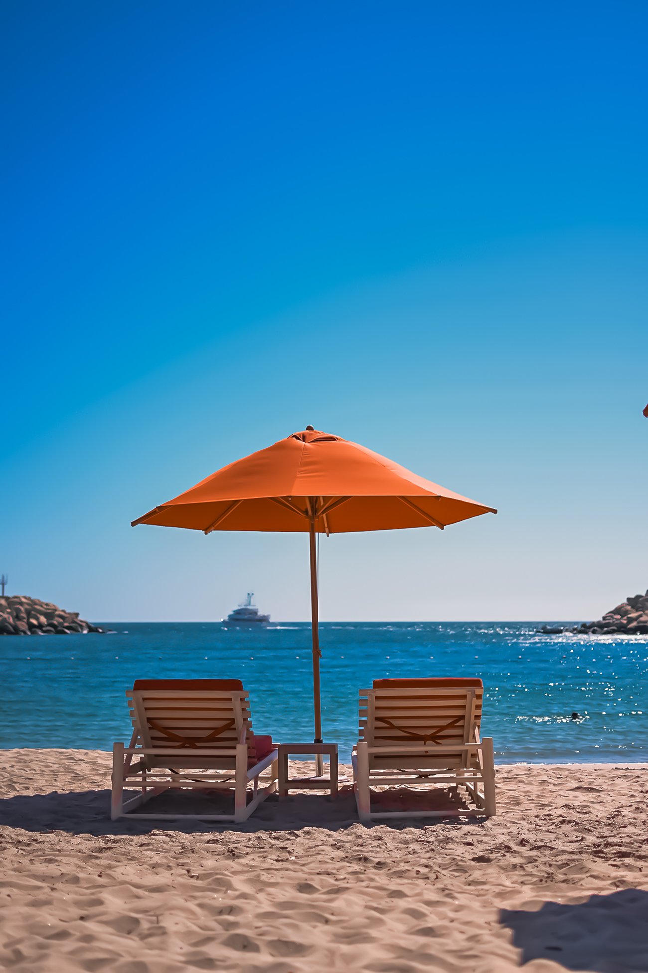 Veleros Beach Club